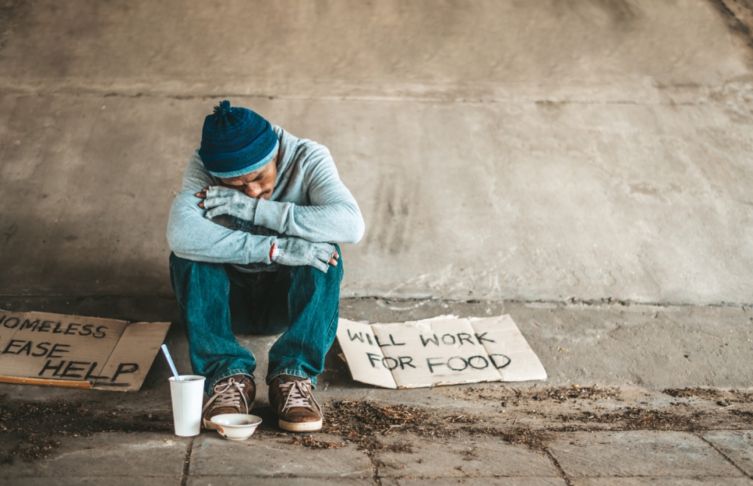 Bezdomny mężczyzna nie żyje – zimowe temperatury stanowią zagrożenie dla bezdomnych