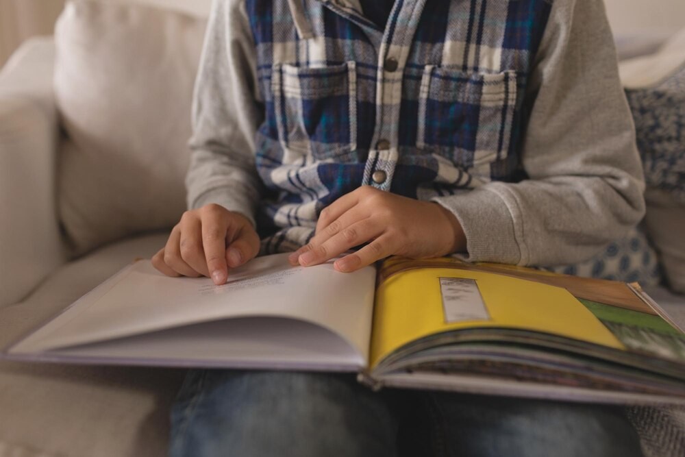Edukacyjna tablica o sukcesji ekologicznej w Zawadzie